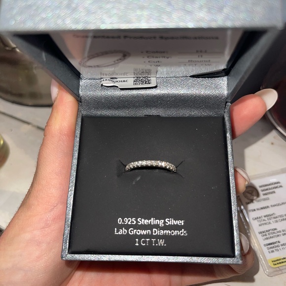 1CTW LAB DIAMOND ETERNITY BAND 925 sterling silver - Picture 3 of 6